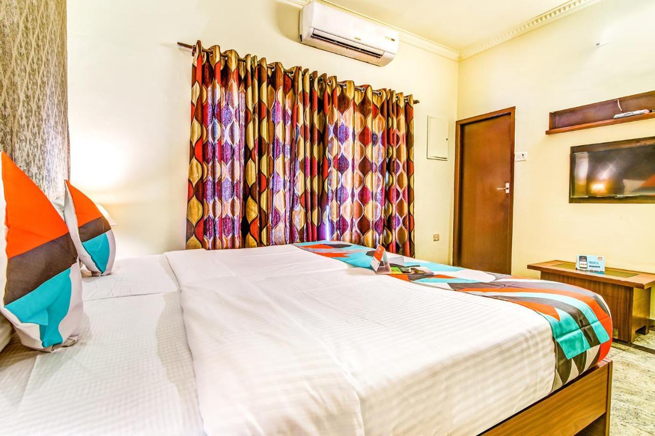 צ'נאי Fabexpress Nestlay Rooms - 100M From Velammal Hall, Moggappair מראה חיצוני תמונה